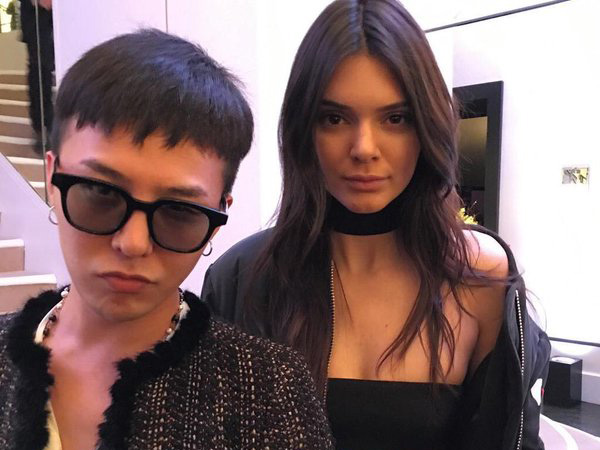 Hadiri Paris Fashion Week, G-Dragon Hangout Bareng Kendall Jenner dan Pharrell Williams!