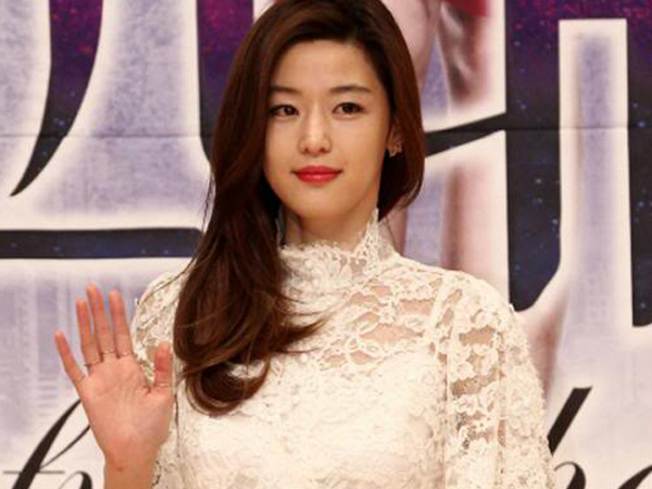 Rencanakan Sekuel, Drama 'Man from the Star' Bakal Gaet Jun Ji Hyun Lagi?