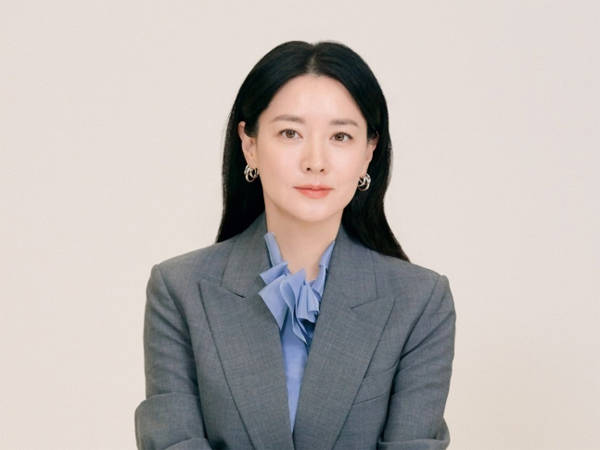 Lee Young Ae Donasi 1 Miliar di Hari Kemerdekaan Korea Selatan
