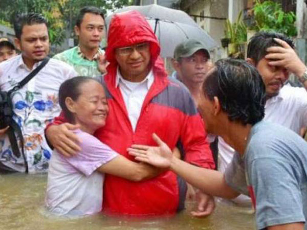 Jakarta Banjir Lagi, Anies: Solusinya Bukan dari Gubernur Saja