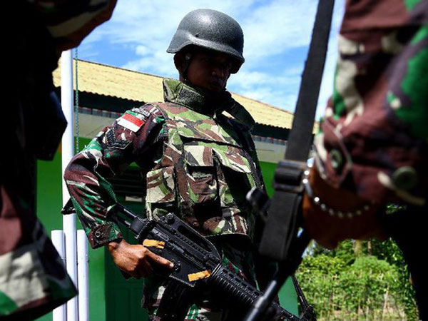 Heli TNI AD Ditembaki Kelompok Bersenjata Papua Saat Evakuasi Jenazah