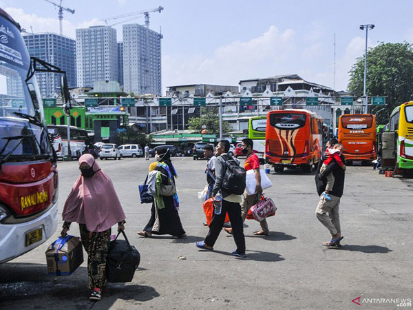 Mulai 7 Mei Seluruh Transportasi Kembali Beroperasi, Mudik Tetap Dilarang