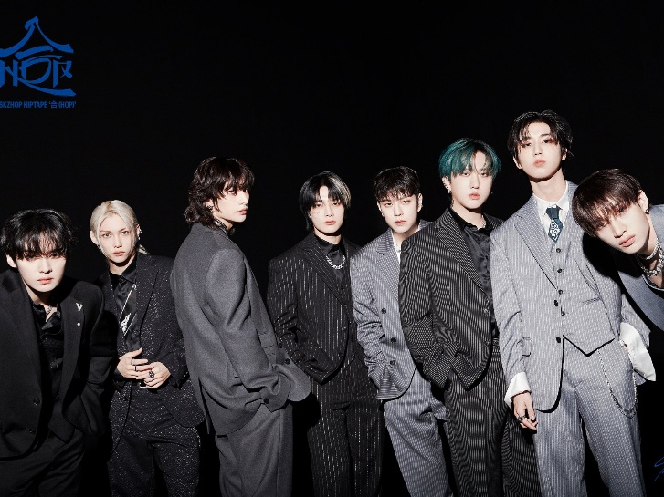 Stray Kids Puncaki Chart iTunes dengan Album Spesial 'HOP', Siap Rilis Remix 'Walkin on Water'