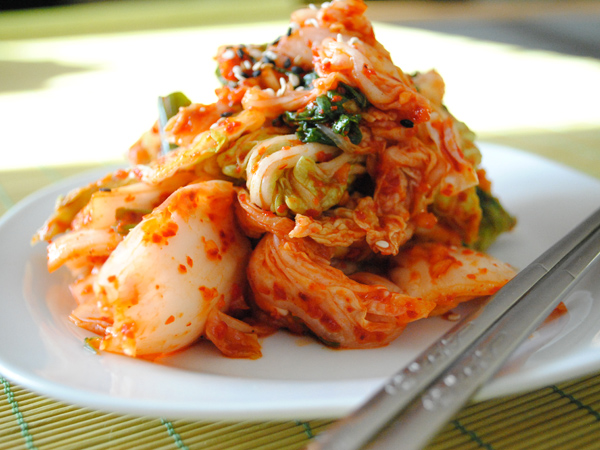 Berbagai Hidangan Korea dengan Campuran Kimchi yang Menggiurkan