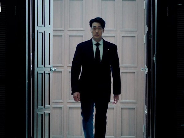 So Ji Sub Jadi Dokter Karismatik di Teaser Perdana Drama Dr. Lawyer