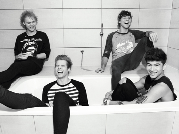 Wah, 5 Seconds Of Summer Larang Penggemar Beli Album Mereka?