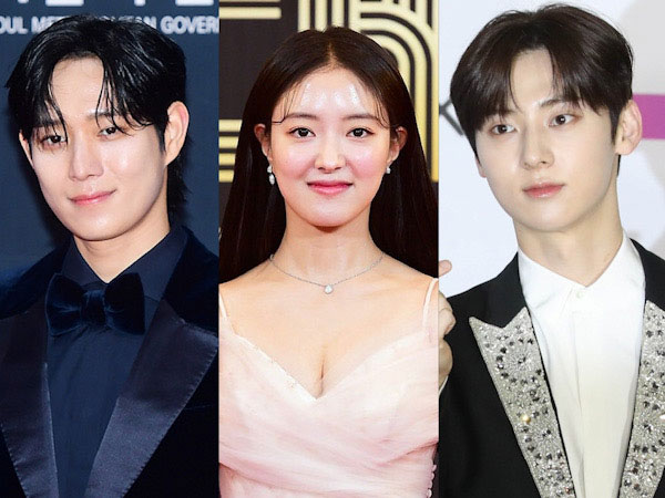 Kim Young Dae Hingga Hwang Min Hyun Jadi MC Blue Dragon Series Awards Pertama