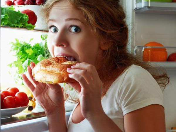Kata Siapa Makan Malam Membuat Gendut? Justru Membuat BB Jadi Turun dan Sehat