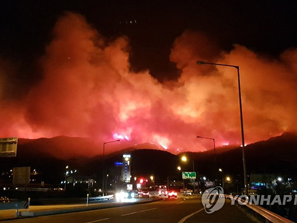 Kondisi Terkini Kebakaran Hebat Sokcho, Korea Selatan: 1 Orang Tewas, Ribuan Warga Diungsikan