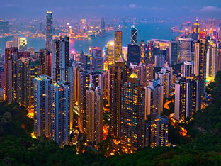 Menikmati Indahnya 'City Lights' Hongkong di 3 Tempat Terbaik Ini!