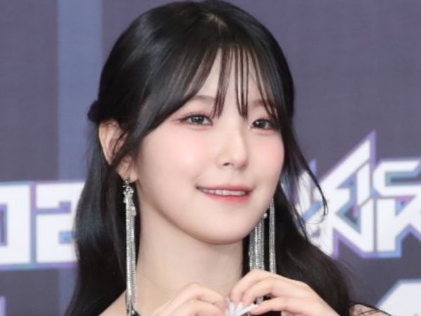 Agensi Umumkan Baek Ji Heon fromis_9 Masih Butuh Waktu Pemulihan Kesehatan