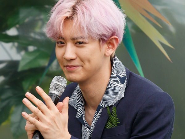 Perlakuan Sederhana Tapi Manis Chanyeol EXO untuk Teman-teman Kuliahnya Tuai Pujian