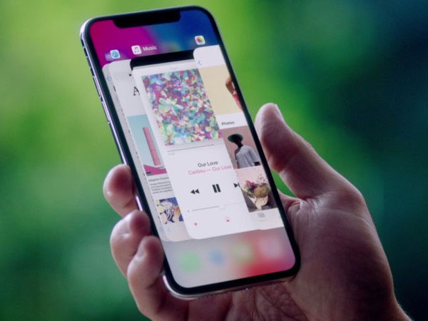 Tak Ada Tombol Home, Mulusnya Cara Pindah Aplikasi di iPhone X