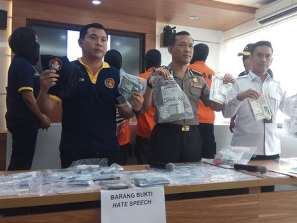 Alasan Polisi Yakin Mengapa Grup Penyebar Kebencian 'Saracen' Dipenuhi Orang Cerdas