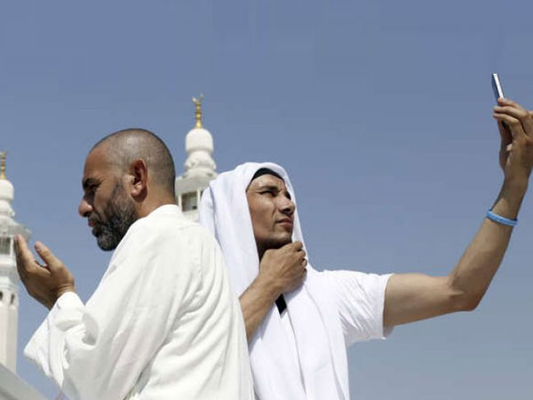 Dilarang Selfie di Masjidil Haram dan Masjid Nabawi