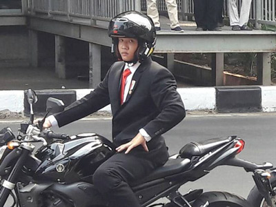 Adakah Alasan Mengapa Stuntman Jokowi di #OpeningCeremonyAsianGames2018 Harus dari Thailand?