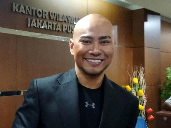 Singgung Soal Salib dan Kafir, Deddy Corbuzier Minta Maaf