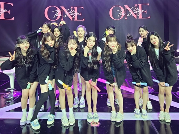 Resmi Bubar, Ini Deretan Prestasi IZ*ONE Selama Berkarir