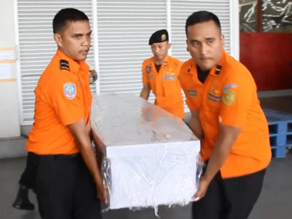 Harap Tak Bertambah,16 Identitas Calon TKI Ilegal Ditemukan dalam Kapal Terguling Di Johor Bahru
