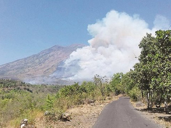 Konfirmasi Tanda-Tanda Gunung Agung Bali Segera Meletus