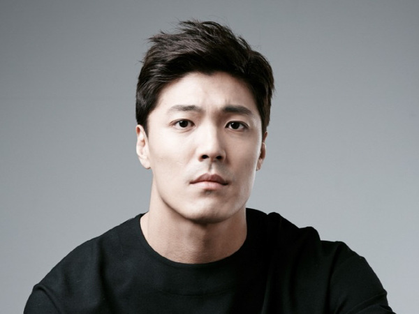 Aktor Lee Jae Yoon Umumkan Akan Menikah November Ini