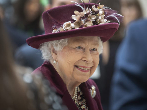 Ratu Elizabeth II Beri Himbauan Terkait Virus Corona