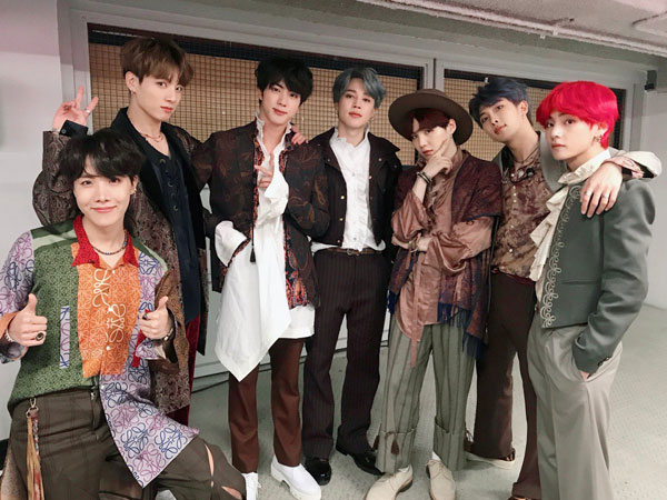 Big Hit Entertainment Konfirmasi Nama BTS dan ARMY Didaftarkan Hak Merek Dagang