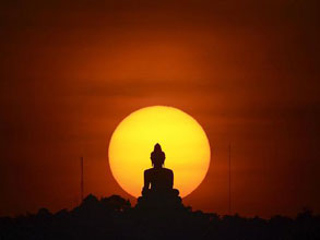 Setengah Abad Hilang, Patung Budha dari India Ini Akhirnya Ditemukan di Negara Tak Terduga