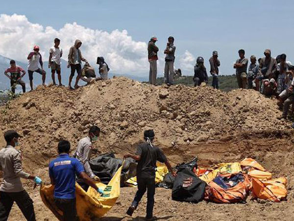 Yang Disiapkan untuk Pemakaman Massal Korban Meninggal Dunia Gempa-Tsunami Palu