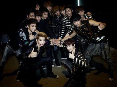 Heboh Foto Member EXO Hang Out Bareng Anggota Ex- Girlband Baby V.O.X