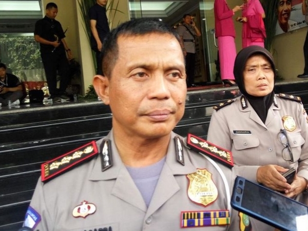 Dipertemukan, Ini Beda Pendapat Polisi dan Dewi Persik Soal Pengawalan Terobos Jalur Busway