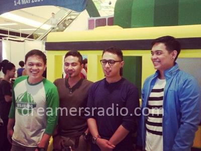 Nostalgia Bareng Ada Band di Hari Pertama 'Dreamers Market School Bazaar'