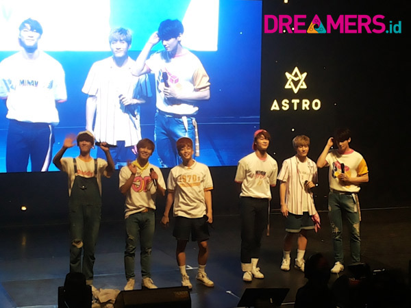 Pertama Kali Digelar, Intip Beberapa Momen Seru Showcase ASTRO Jakarta Tadi Malam!