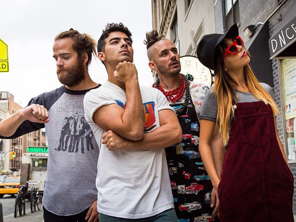 Comeback ke Musik, Joe Jonas Bentuk Band Baru Bernama 'DNCE'