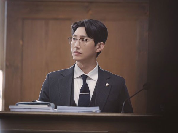 Profil Kang Ki Young, Pengacara Jung yang Menawan di 'Extraordinary Attorney Woo'