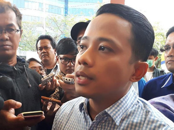 Penuhi Panggilan Polisi, Komika Acho Dapat Dukungan Penuh dari Penghuni Apartemen Green Pramuka