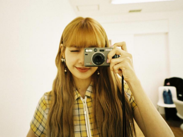 Lisa BLACKPINK 'Diserbu' Netizen Karena 'Langgar Privasi' Macam Ini Di Youtube-nya