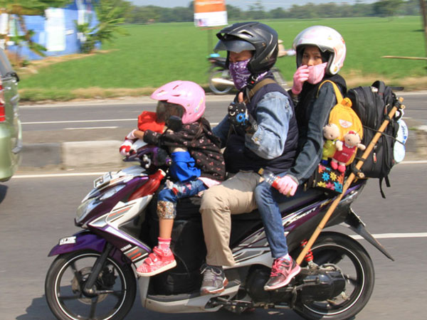 'Trik' Kepolisian untuk Kurangi Jumlah Pemudik dengan Sepeda Motor
