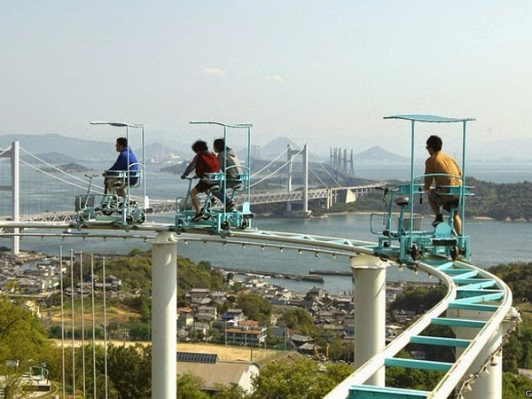 Beri Pemandangan Indah, Roller Coaster Ini Harus Dikayuh Seperti Sepeda!