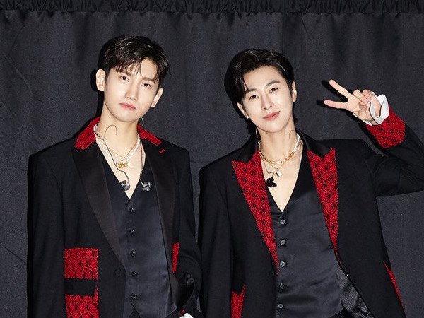 Yunho Mundur, Changmin TVXQ Bawakan Acara Mnet Kingdom Sendiri