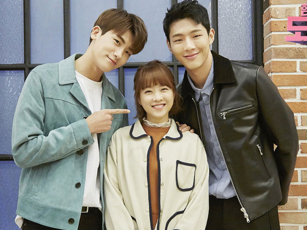 Park Bo Young Ungkap Perbedaan Menarik dari Cara Bicara Hingga Sikap Hyungsik dan Ji Soo