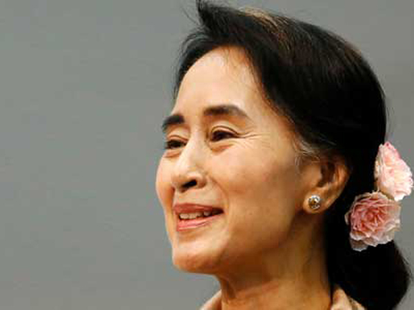 Abaikan Muslim Rohingya, Aung San Suu Kyi Mulai Dikucilkan Dunia