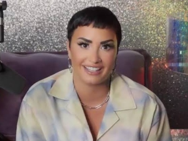 Usai Rehab, Demi Lovato Buat Tato Laba-Laba di Kepala