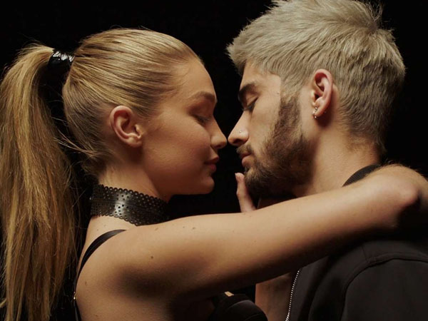 Gigi Hadid Pose Bugil di Cover Majalah, Ini Reaksi Zayn Malik