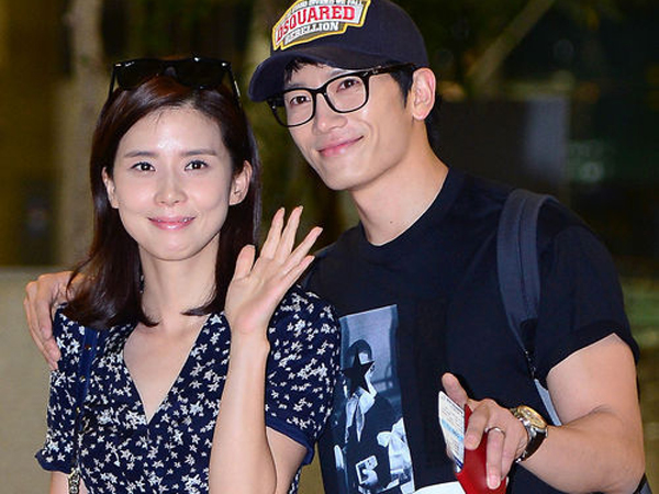 Ji Sung Bocorkan Nama Calon Bayinya Bersama Lee Bo Young