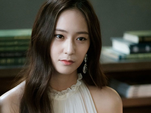 Krystal f(x) Jadi Kandidat Pemain Utama Drama Terbaru Karya Sutradara 'Reply'?