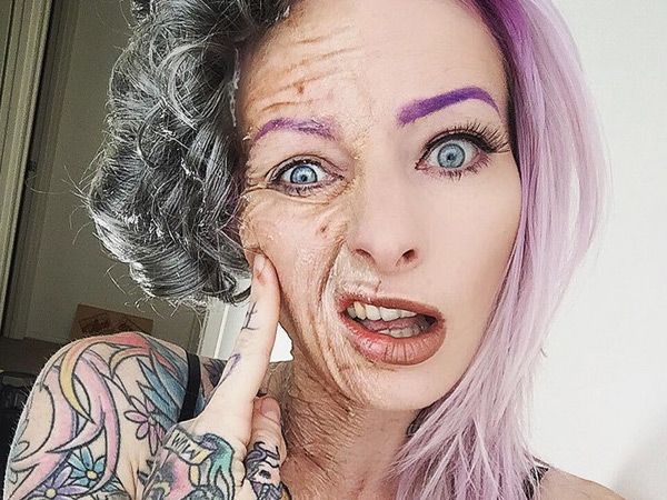 Sambut Halloween, Wanita Ini Ubah Wajahnya Jadi Menyeramkan