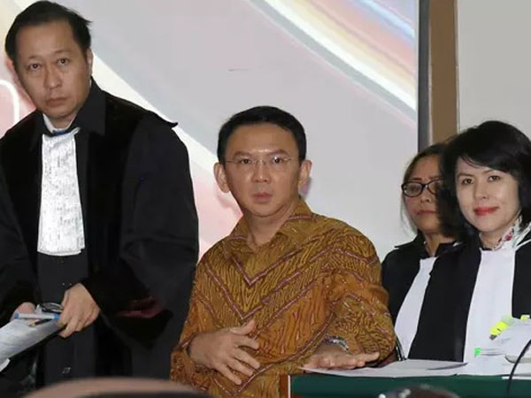 Meski Dibantah, Pengacara Ahok Punya Bukti Ketua MUI Diminta Keluarkan Fatwa Atas Permintaan SBY?