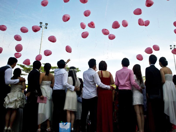 Untuk Sahabat Hingga Nikah Massal Jadi Tradisi Hari Kasih Sayang 'Berbeda' dari Beberapa Negara