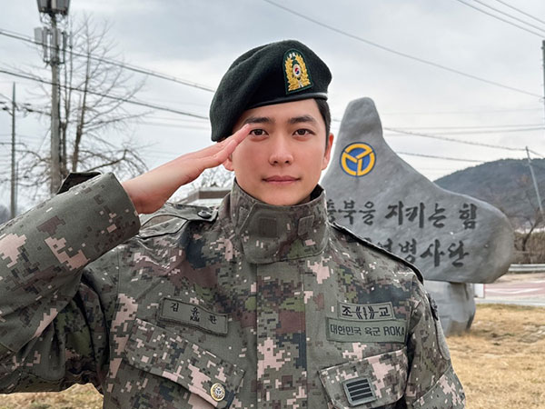 Kang Tae Oh Resmi Menyelesaikan Wajib Militer